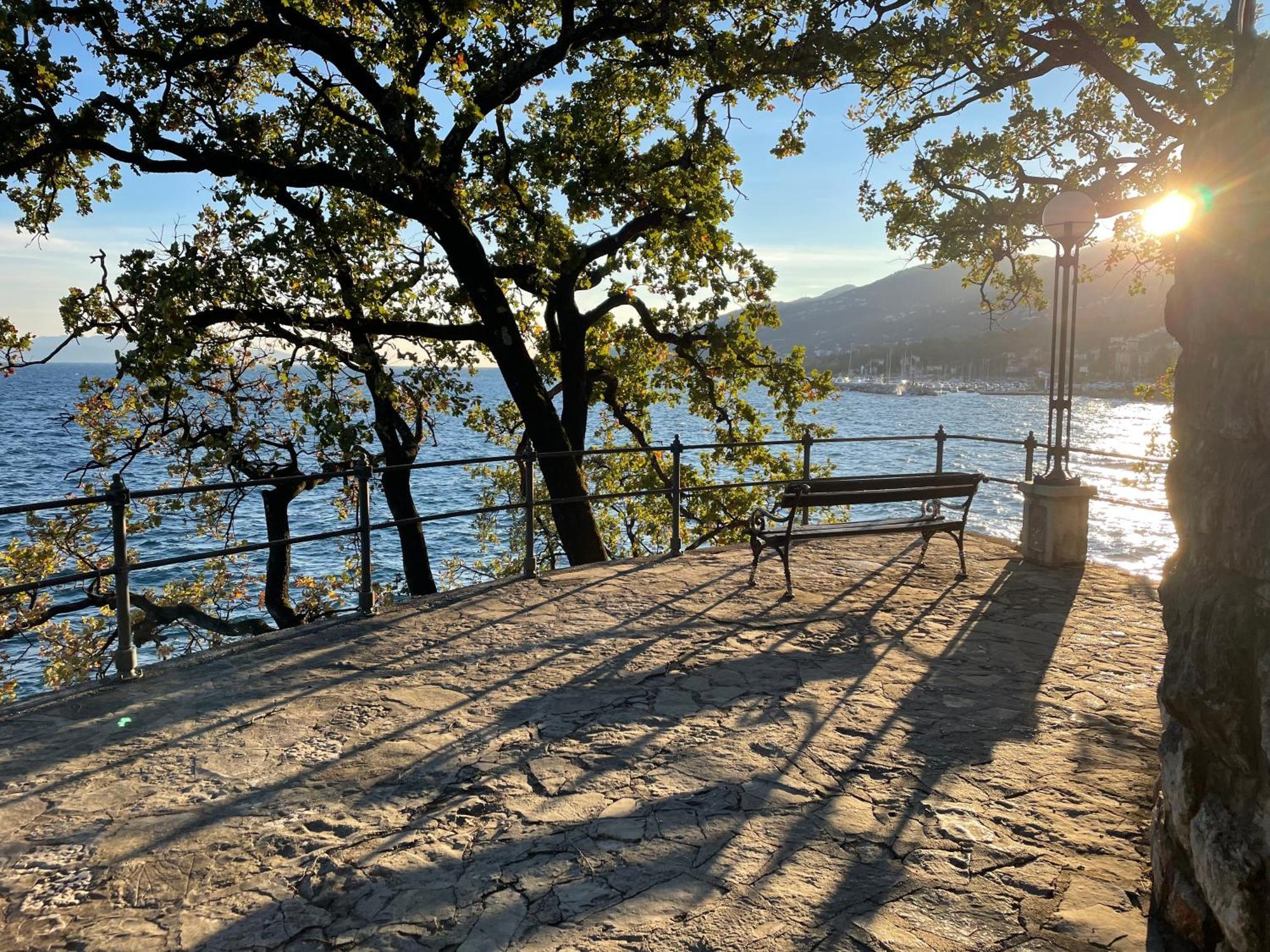 Artspace Location-Opatija-3 Bedroom House With Rooftop Garden By Beach Eksteriør bilde